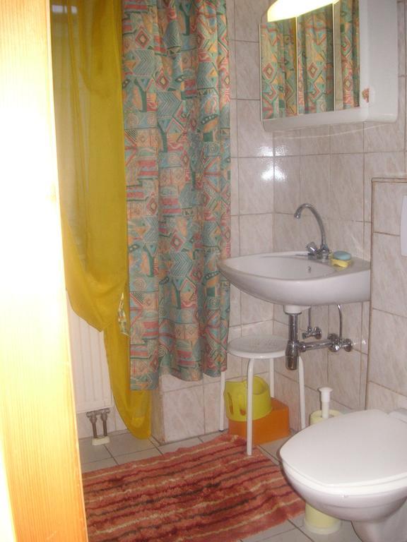 Weinbau-Gaestezimmer Martin Und Eva Maria Jamek Weissenkirchen in der Wachau Dış mekan fotoğraf