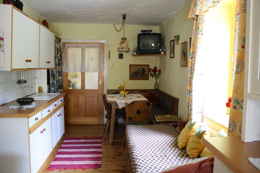 Weinbau-Gaestezimmer Martin Und Eva Maria Jamek Weissenkirchen in der Wachau Dış mekan fotoğraf